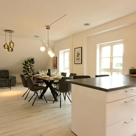 Bonnystay Designer Apartment, Mitten In 111 Qm Apartment *