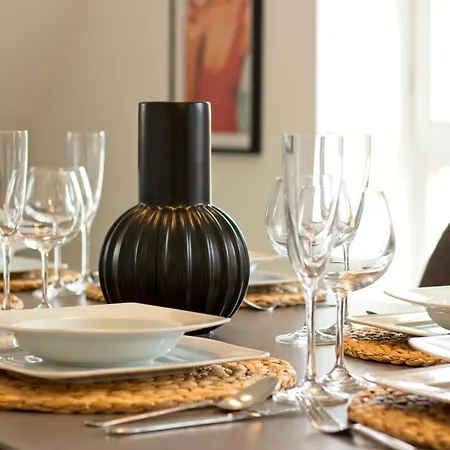 Bonnystay Designer Apartment, Mitten In 111 Qm Apartment *