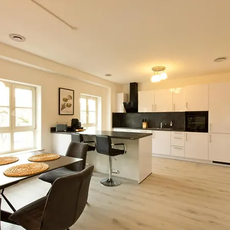Bonnystay Designer Apartment, Mitten In 111 Qm Apartment Lorrach
