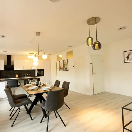 Bonnystay Designer Apartment, Mitten In 111 Qm Apartment *
