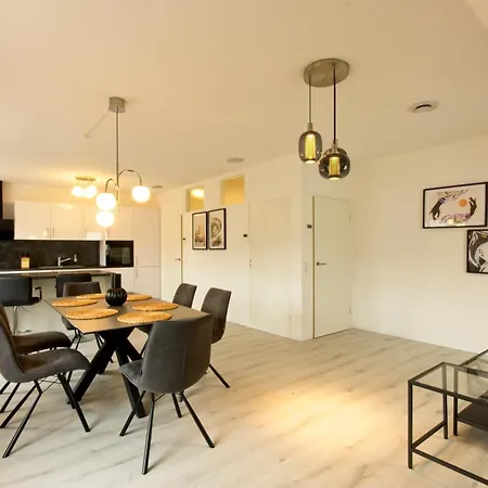 Bonnystay Designer Apartment, Mitten In 111 Qm Apartment Lorrach
